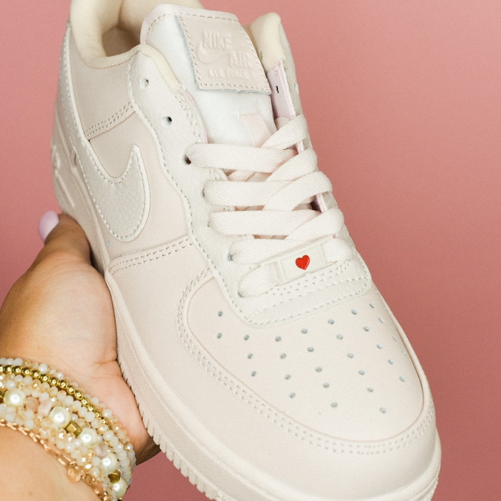 Blush Pink Nike AF1’s 🦋